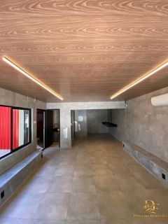 Casa comercial / empresarial 390m² próxima à Av. Caxangá – ideal para clínica, empresa ou república