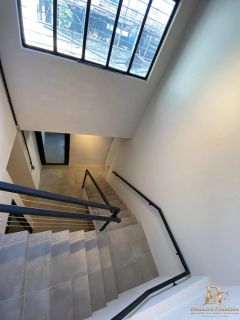 Casa comercial / empresarial 390m² próxima à Av. Caxangá – ideal para clínica, empresa ou república