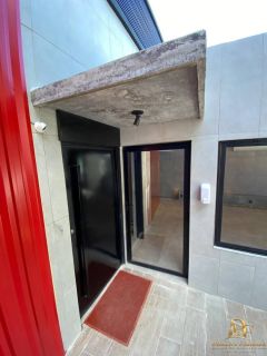 Casa comercial / empresarial 390m² próxima à Av. Caxangá – ideal para clínica, empresa ou república
