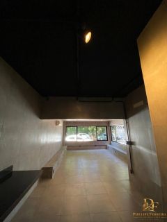 Casa comercial / empresarial 390m² próxima à Av. Caxangá – ideal para clínica, empresa ou república