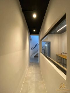 Casa comercial / empresarial 390m² próxima à Av. Caxangá – ideal para clínica, empresa ou república