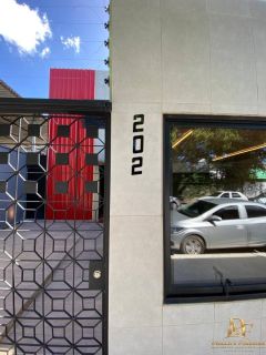 Casa comercial / empresarial 390m² próxima à Av. Caxangá – ideal para clínica, empresa ou república