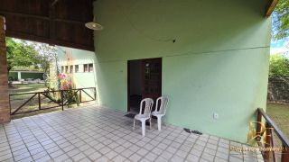 Locação - Casa em Condomínio 3 Quartos com Piscina