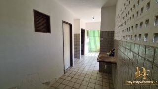 Locação - Casa em Condomínio 3 Quartos com Piscina