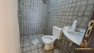 Locação - Casa em Condomínio 3 Quartos com Piscina