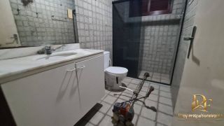 Locação - Casa em Condomínio 3 Quartos com Piscina
