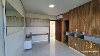 Casa em Condomínio 4 Suítes Piscina e Mini Lago