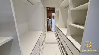 Casa em Condomínio 4 Suítes Piscina e Mini Lago