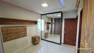 Casa em Condomínio 4 Suítes Piscina e Mini Lago