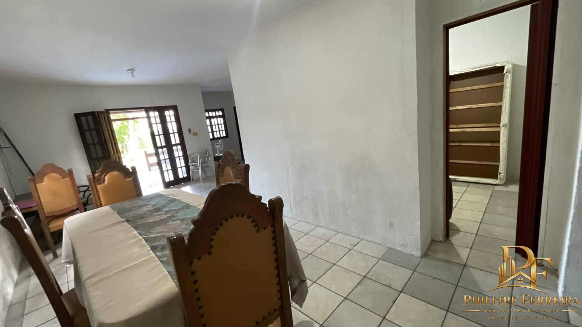 Casa, 3 quartos, 250 m² - Foto 4