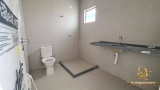 Locação - Casa em Condomínio no Km8 - 3Qtos 131m²