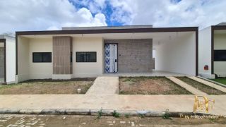 Locação - Casa em Condomínio no Km8 - 3Qtos 131m²