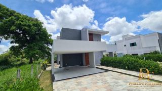 Casa Alto Padrão em Condomínio 3 Suítes + 1 Quarto Piscina e Terraço Gourmet