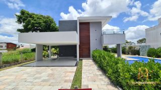 Casa Alto Padrão em Condomínio 3 Suítes + 1 Quarto Piscina e Terraço Gourmet