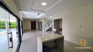 Casa Alto Padrão em Condomínio 3 Suítes + 1 Quarto Piscina e Terraço Gourmet