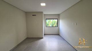 Casa Alto Padrão em Condomínio 3 Suítes + 1 Quarto Piscina e Terraço Gourmet