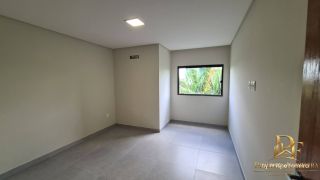 Casa Alto Padrão em Condomínio 3 Suítes + 1 Quarto Piscina e Terraço Gourmet