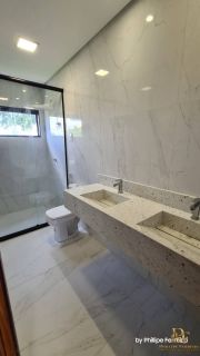 Casa Alto Padrão em Condomínio 3 Suítes + 1 Quarto Piscina e Terraço Gourmet