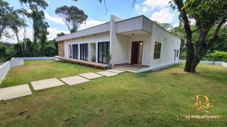 Casa em Condomínio no Km 8 4 Suítes Piscina e Espaço Gourmet