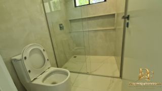 Casa em Condomínio no Km 8 4 Suítes Piscina e Espaço Gourmet