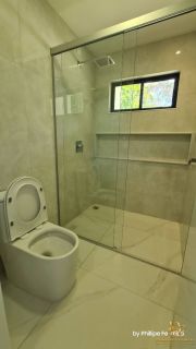 Casa em Condomínio no Km 8 4 Suítes Piscina e Espaço Gourmet
