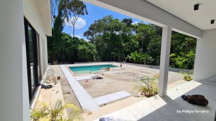 Casa em Condomínio no Km 8 4 Suítes Piscina e Espaço Gourmet