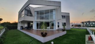 Aldeia - Casa Alto Padrão em Aldeia 1 Quarto 3 Suítes 300m²