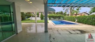 Aldeia Casa em Cond. em Aldeia com 4 Quartos sendo 2 Suítes 300m²