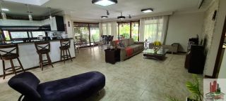 Aldeia - Casa em Cond. Aldeia 262m² 4 Quartos 1 Suíte Piscina e Gourmet