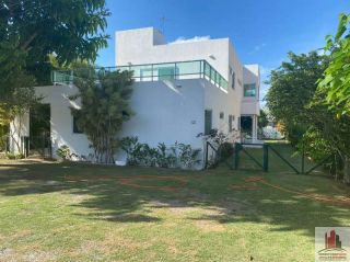 Casa em Cond. em Aldeia com 6 quartos sendo 5 suítes
