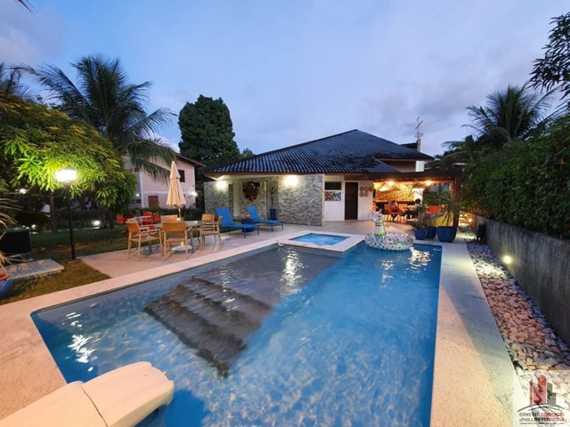 Aldeia - Casa em Cond. em Aldeia com 322m² 5 Quartos