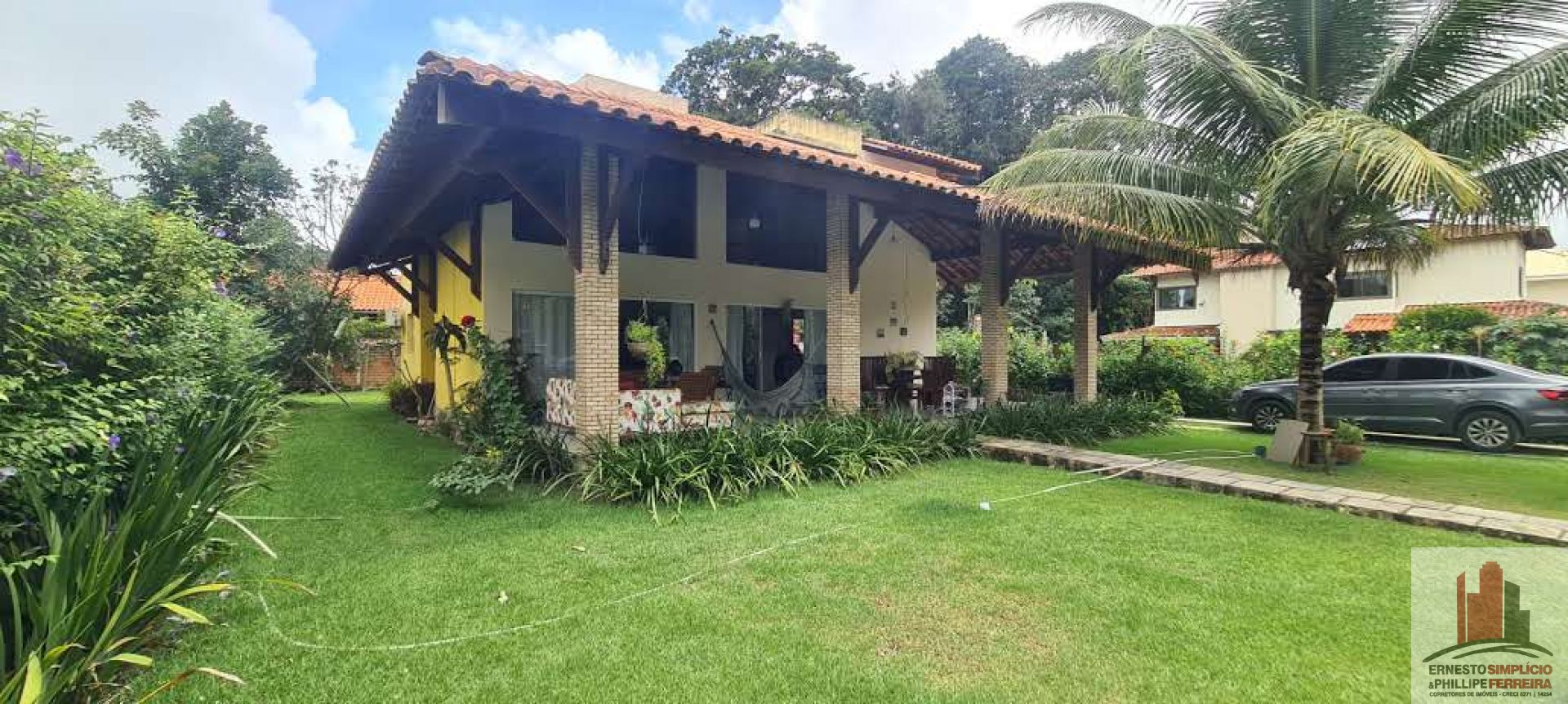 Casa em Cond. em Aldeia 5 Quartos sendo 2 Suítes 240m²