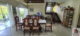 Casa em Cond. em Aldeia 5 Quartos sendo 2 Suítes 240m²