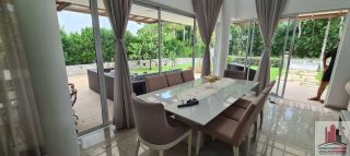 Casa em Cond. em Aldeia 300m² 4 Suítes Espaço Gourmet