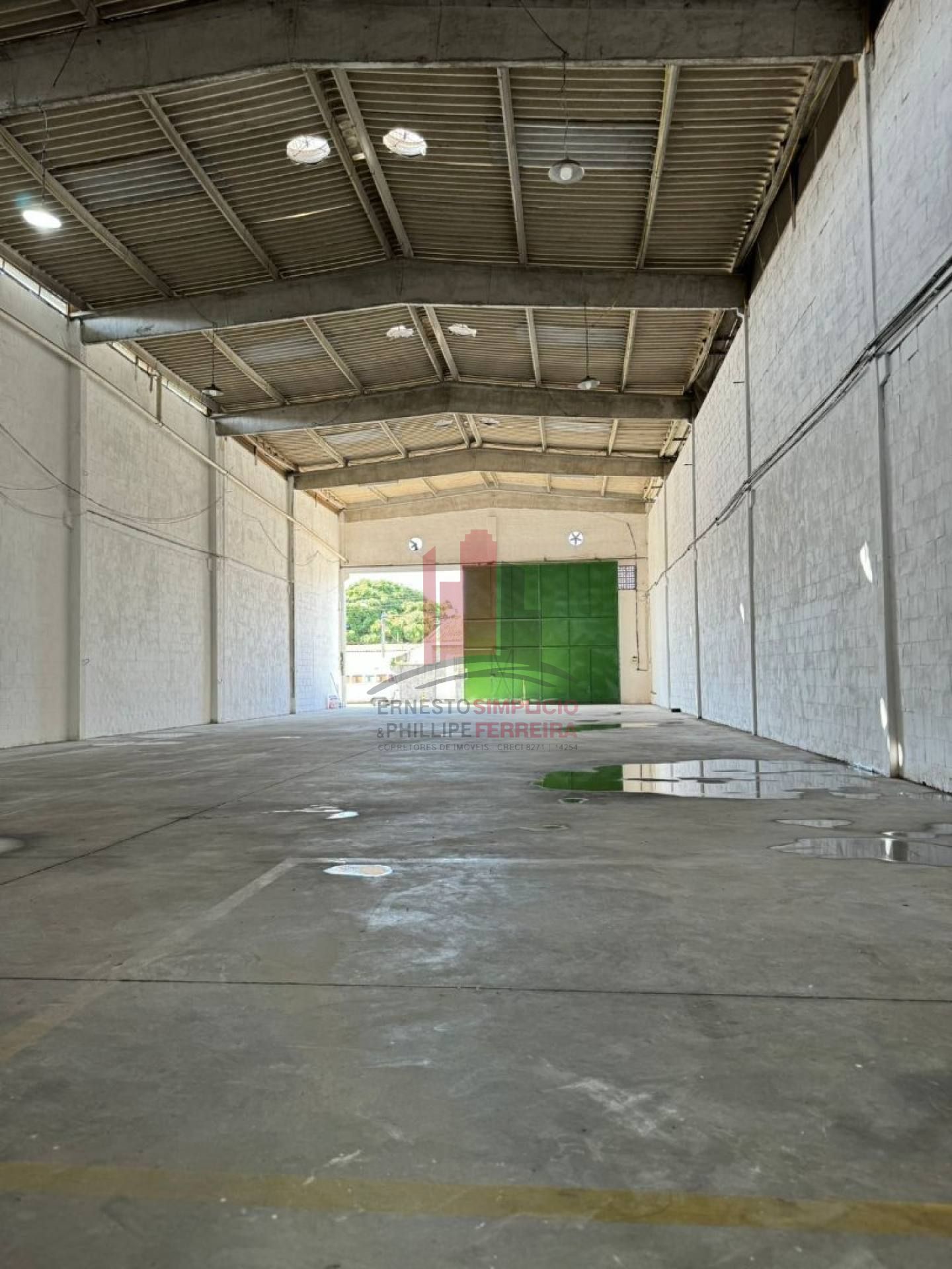 Locação de Galpão em Boa Viagem 500m²