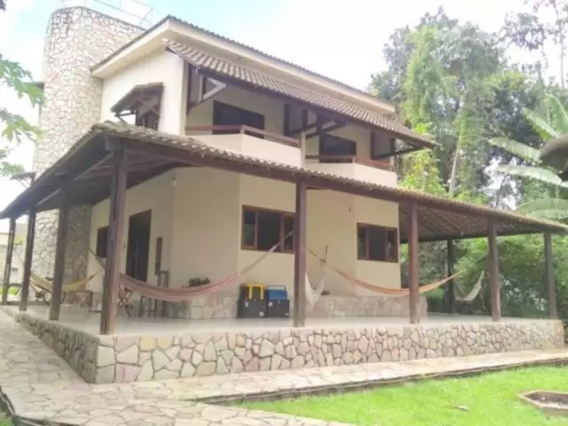 Aldeia - Casa em Condomínio com 4 quartos 337m²