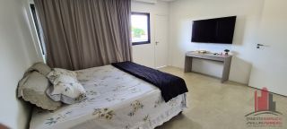Casa em Condomínio 4 Quartos sendo 2 Suítes - Excelente Localização