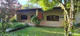 Casa em Cond. 3 Suítes 1 Lavabo 1 Home Office 270m