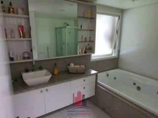 Casa Condomínio em Aldeia 4 Suítes 320m²