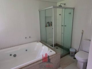 Casa Condomínio em Aldeia 4 Suítes 320m²