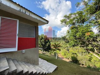 Linda Chácara em Aldeia com 2.5 Hectares