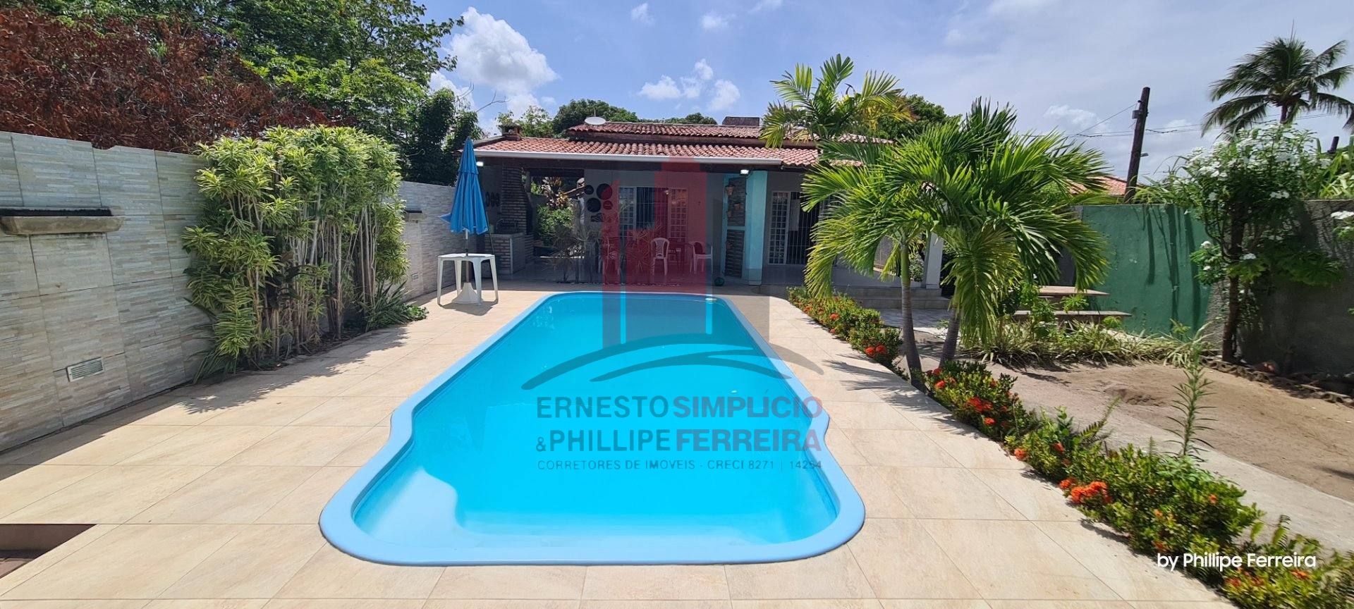 Casa na Praia de Enseada dos Golfinhos 3 Quartos com Piscina