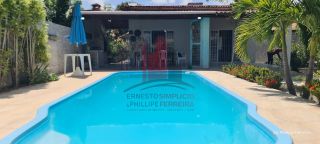 Casa na Praia de Enseada dos Golfinhos 3 Quartos com Piscina