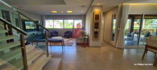 Linda e Moderna Casa em Condomínio em Aldeia