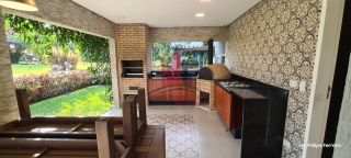 Linda e Moderna Casa em Condomínio em Aldeia