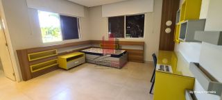 Linda e Moderna Casa em Condomínio em Aldeia