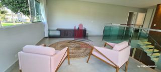 Linda e Moderna Casa em Condomínio em Aldeia