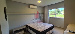 Linda e Moderna Casa em Condomínio em Aldeia