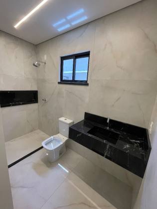 Casa plana 03 suítes na Cidade Alpha Ceará em Eusébio