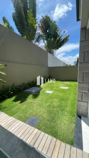 Casa de Condomínio Para Vender com 05 quartos 05 suítes no bairro Coacu em Eusébio